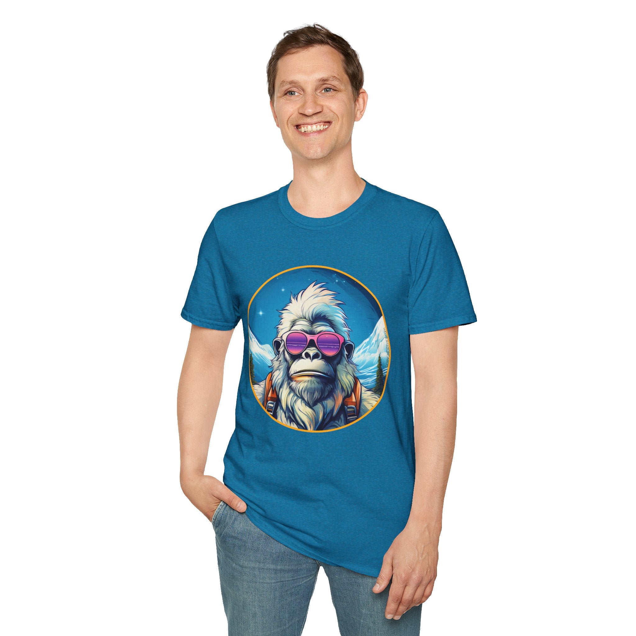 Going Norther - Bigfoot T-Shirt - Retro Styled Sasquatch