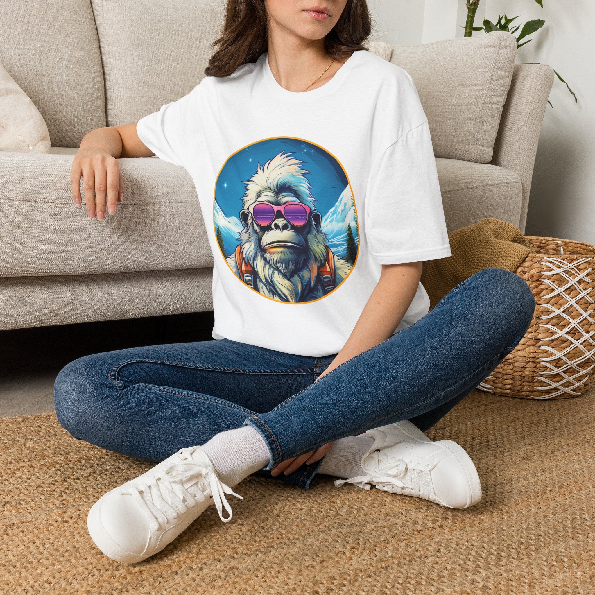 Going Norther - Bigfoot T-Shirt - Retro Styled Sasquatch
