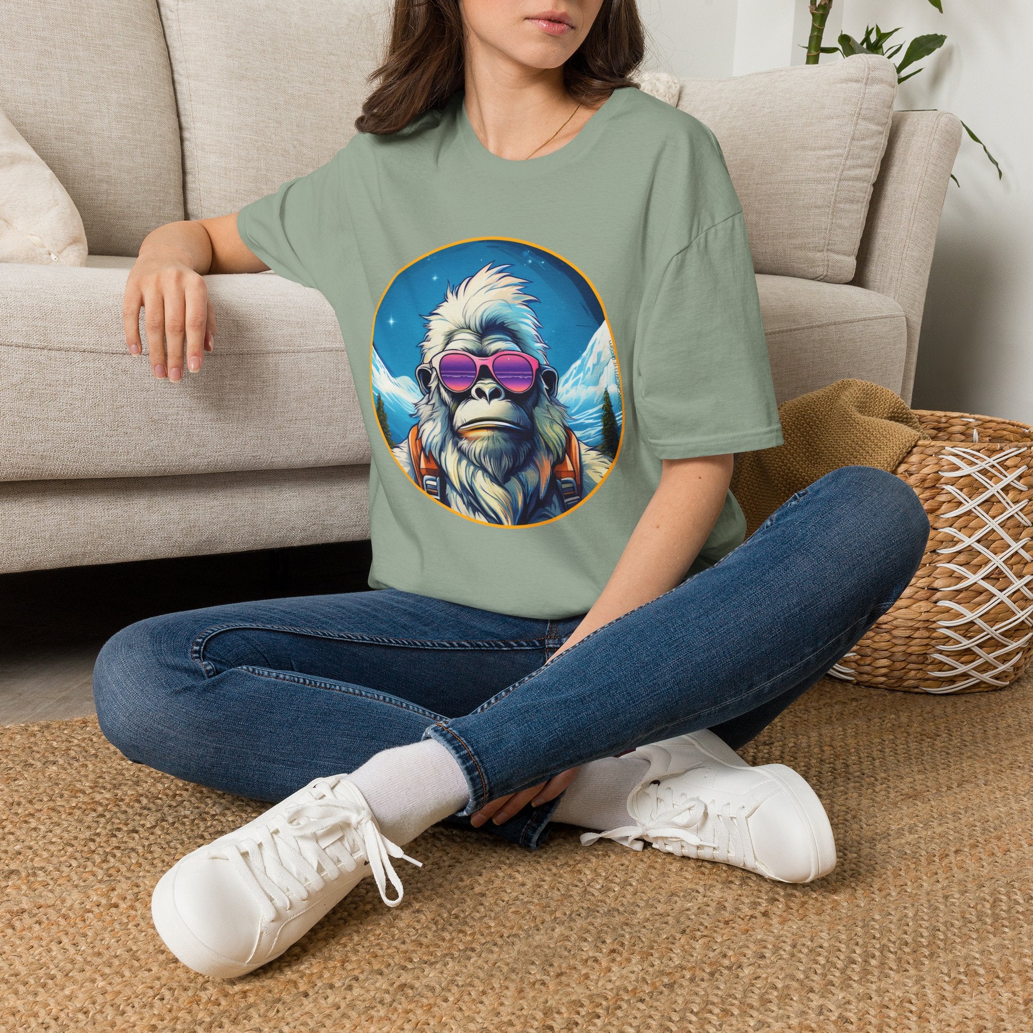 Going Norther - Bigfoot T-Shirt - Retro Styled Sasquatch