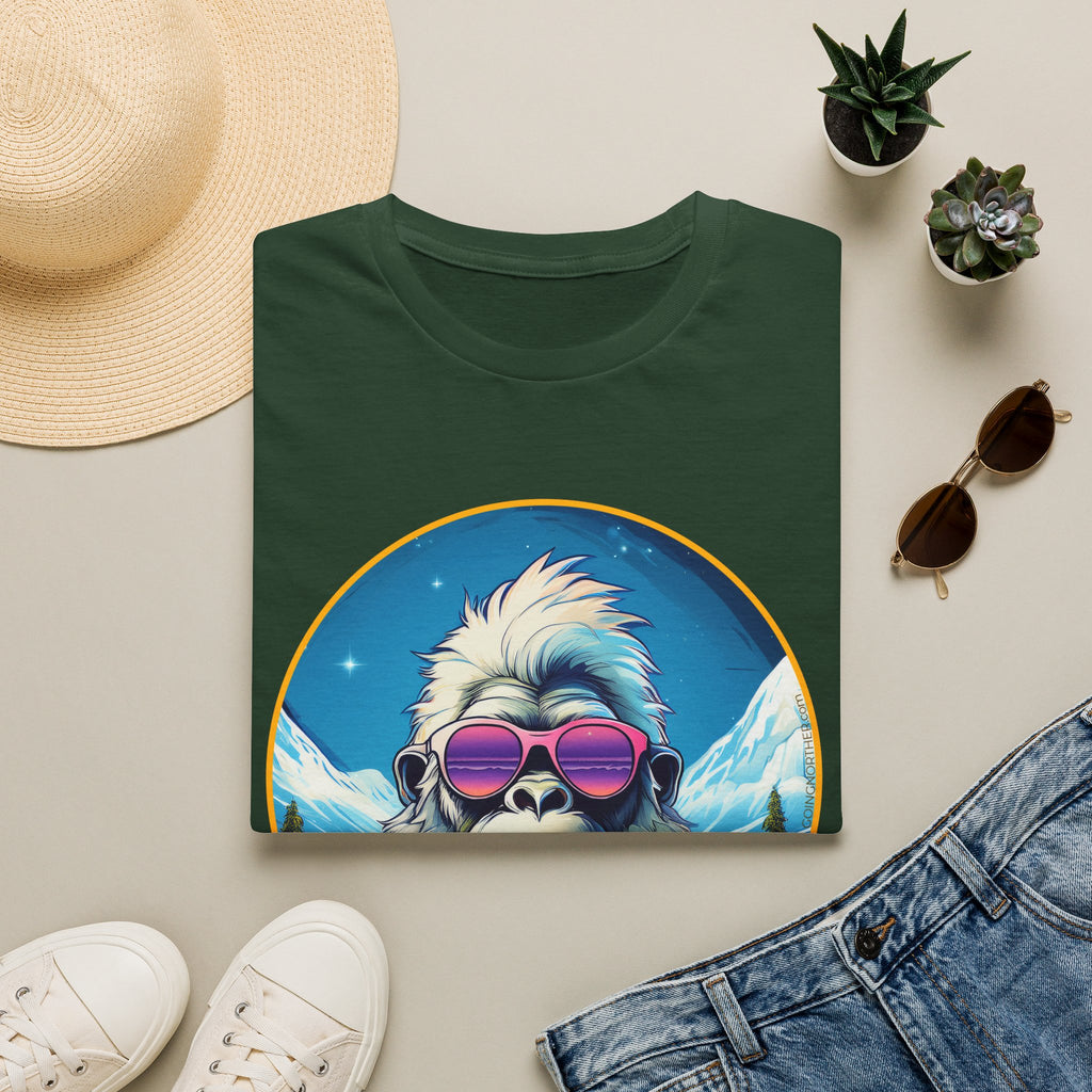 Going Norther - Bigfoot T-Shirt - Retro Styled Sasquatch