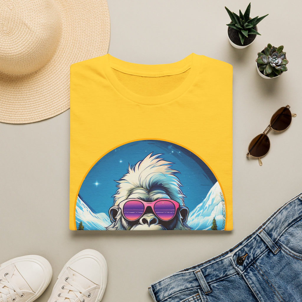 Going Norther - Bigfoot T-Shirt - Retro Styled Sasquatch