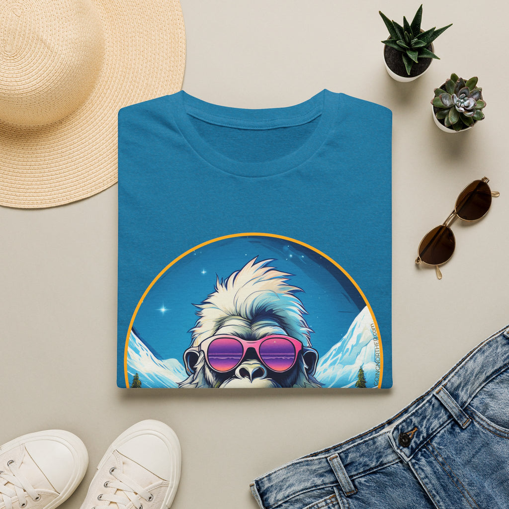 Going Norther - Bigfoot T-Shirt - Retro Styled Sasquatch