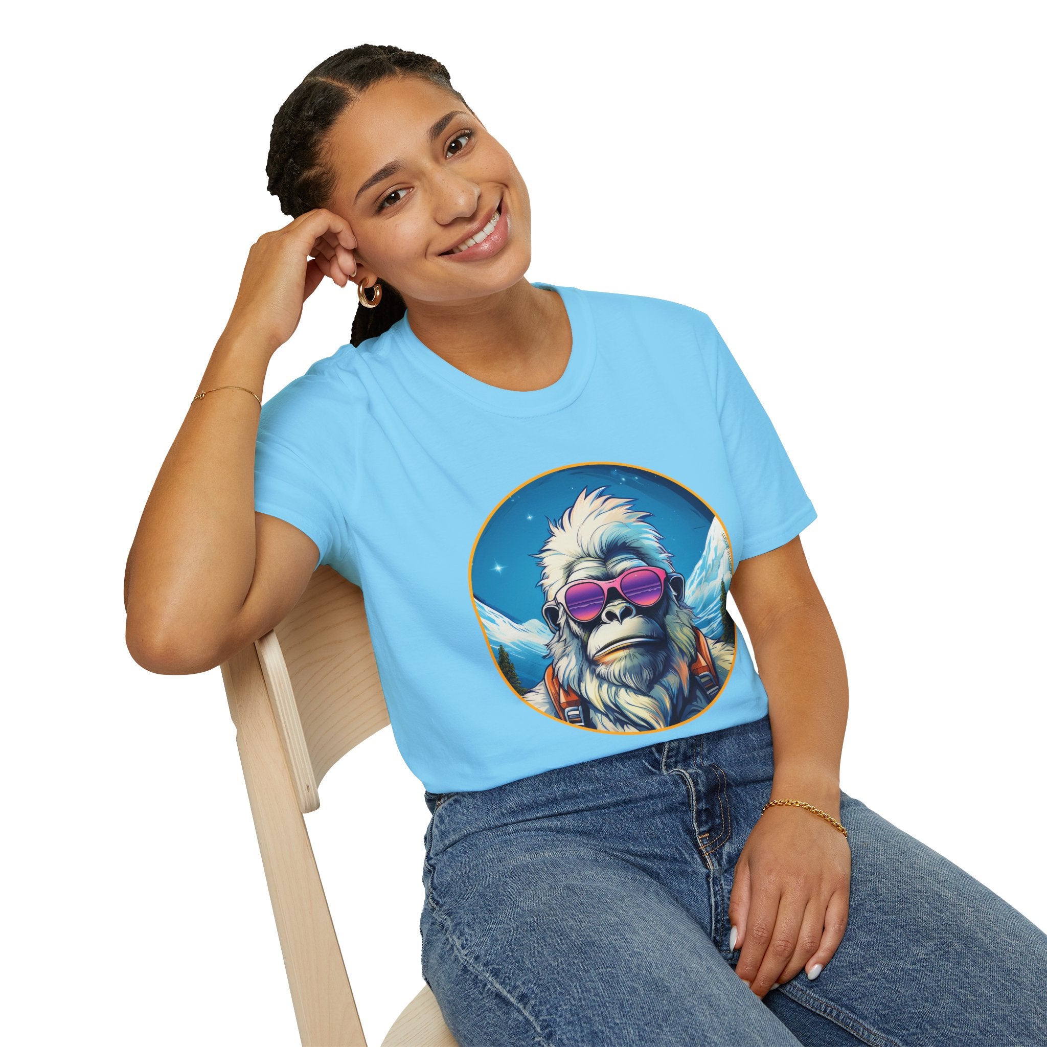 Going Norther - Bigfoot T-Shirt - Retro Styled Sasquatch