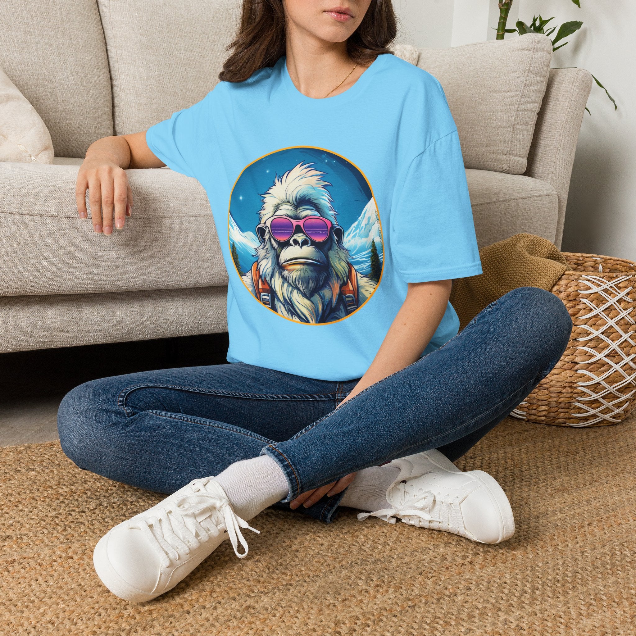 Going Norther - Bigfoot T-Shirt - Retro Styled Sasquatch